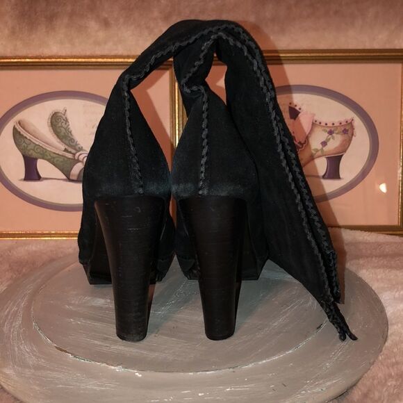 Sondra Roberts 11 Black Suede High Pull on Mid Zip Boots Pumps Stacked Heel - Picture 5 of 12